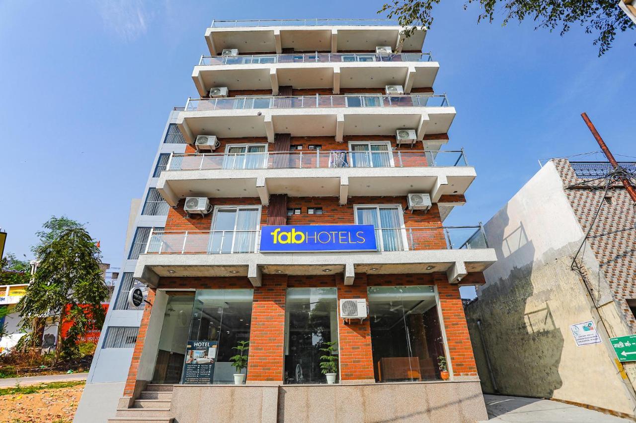 Fabhotel Unique Stay Noida Buitenkant foto