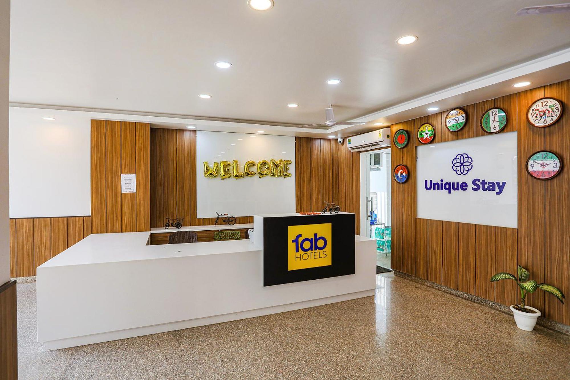 Fabhotel Unique Stay Noida Buitenkant foto