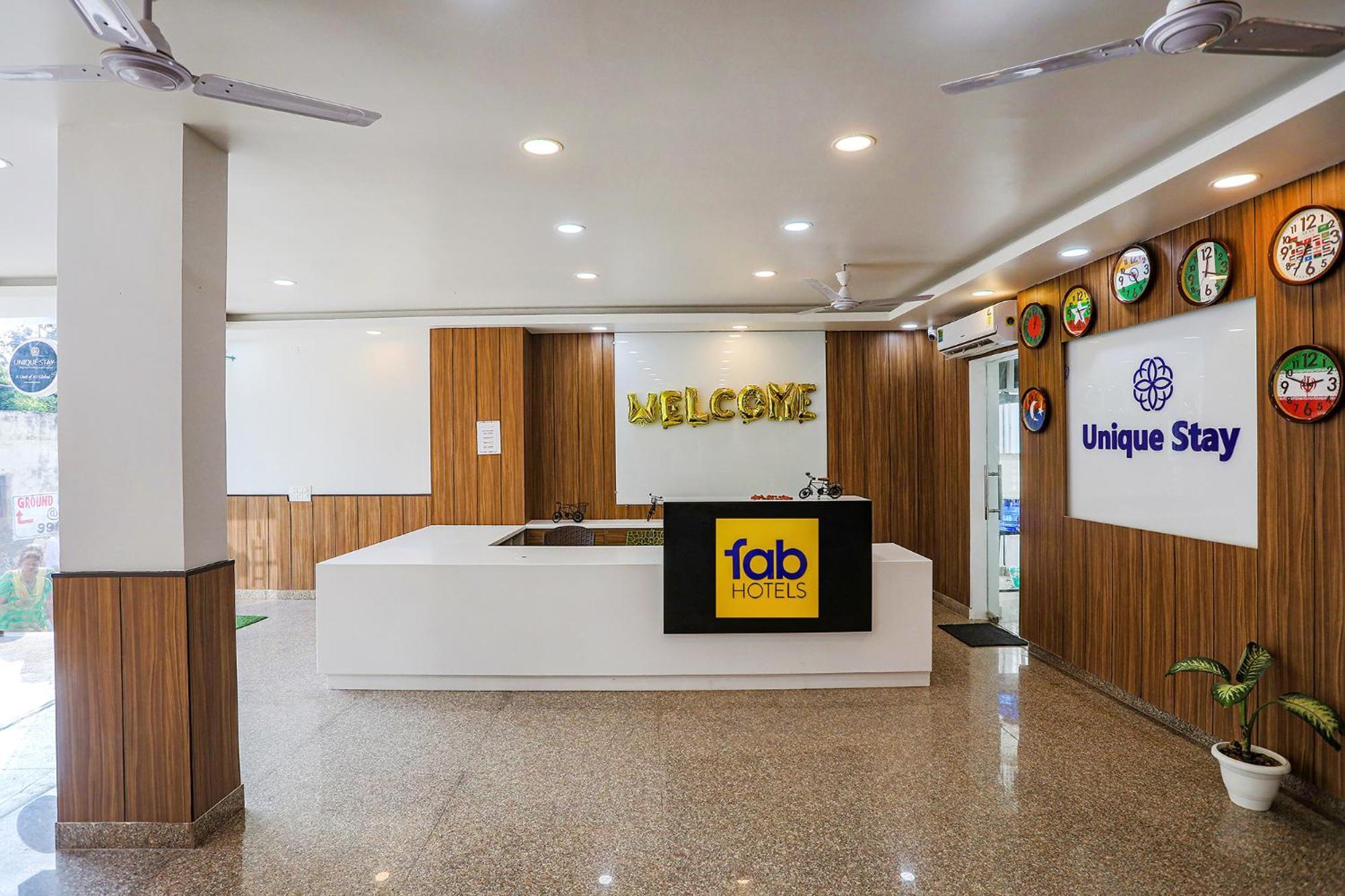 Fabhotel Unique Stay Noida Buitenkant foto