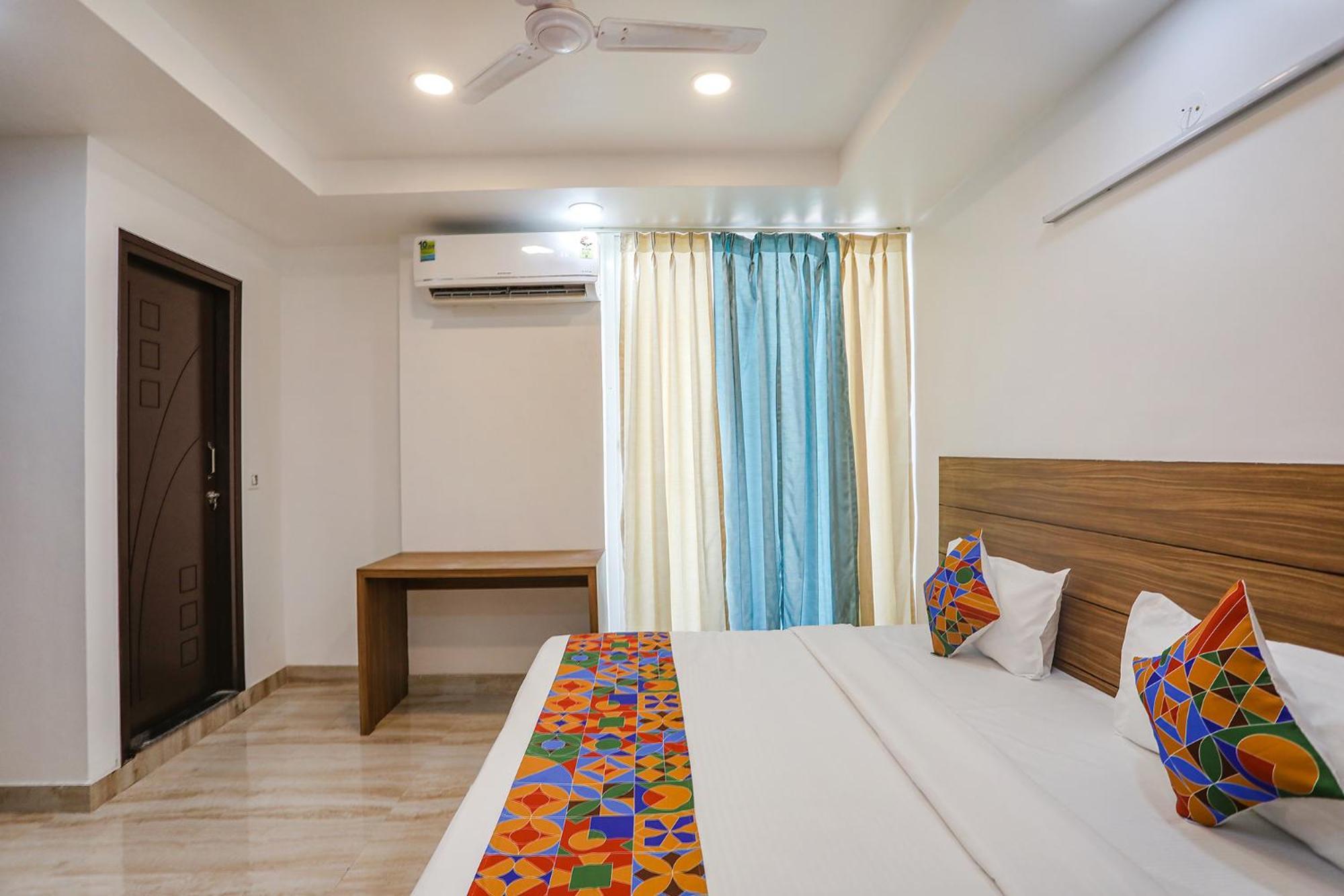 Fabhotel Unique Stay Noida Buitenkant foto