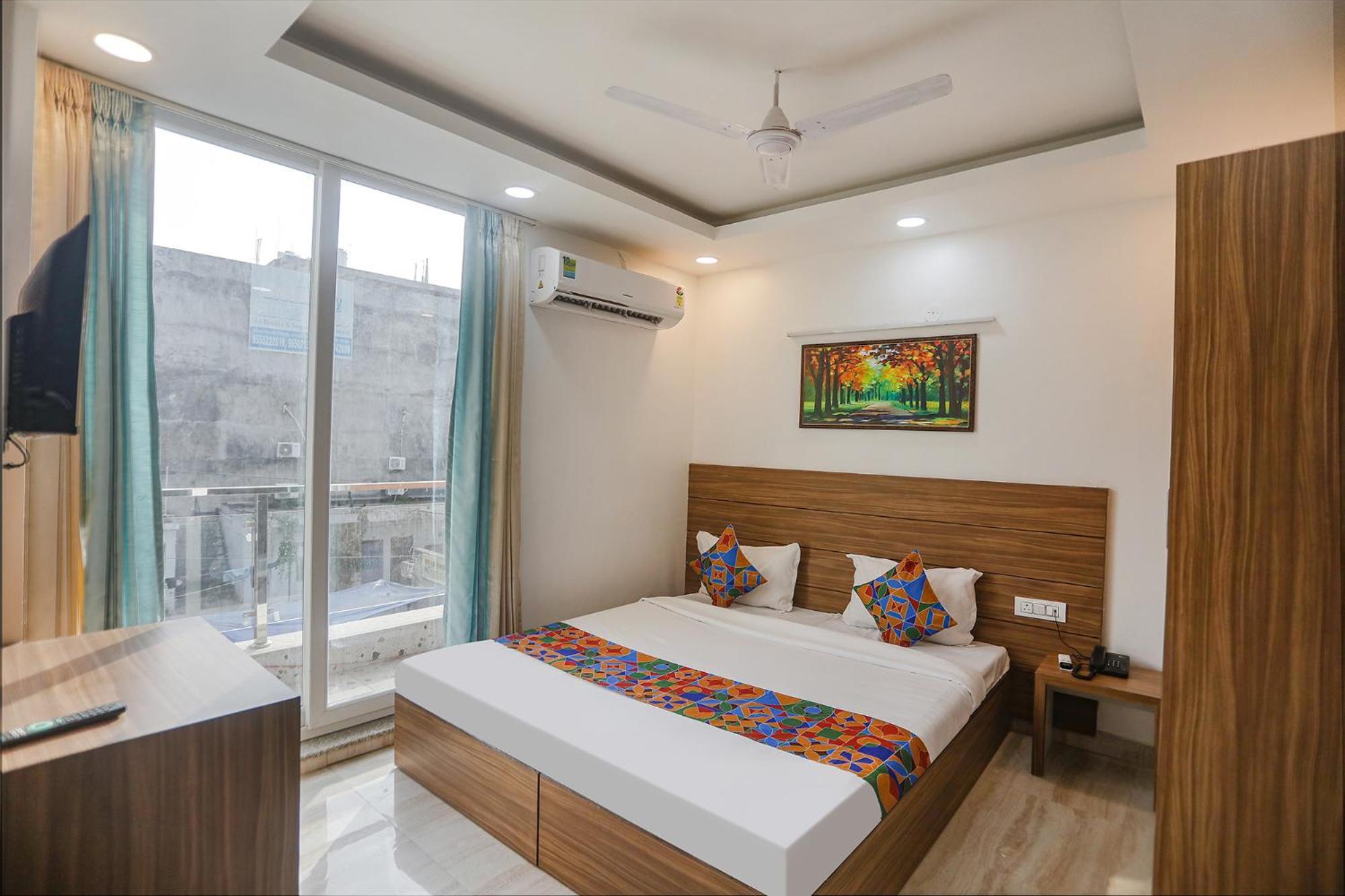 Fabhotel Unique Stay Noida Buitenkant foto